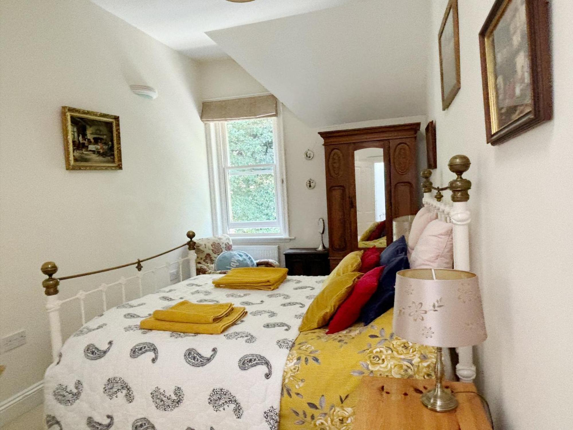 Spacious Town-Centre Apartment With Stunning Views Great Malvern Dış mekan fotoğraf
